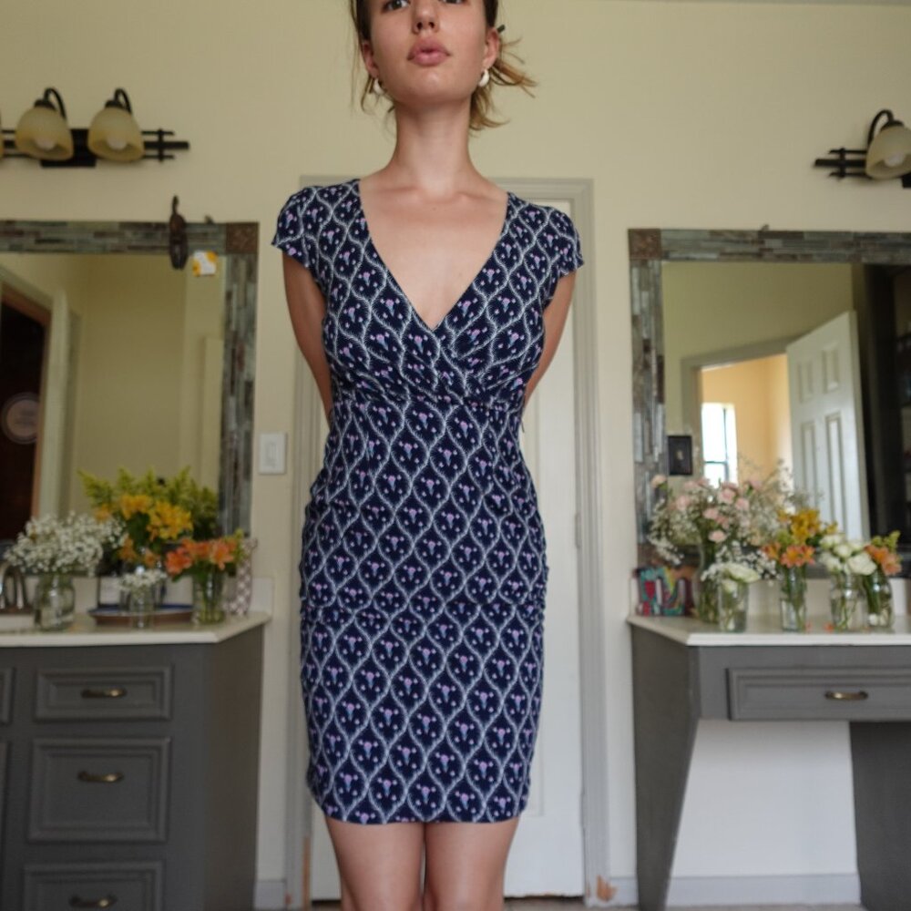 Random Office Dress - Picture 2 of 3
